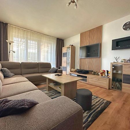Relax Villa Tatry - Wifi/Tv, Bbq, Billiard Nova Lesna Exterior photo