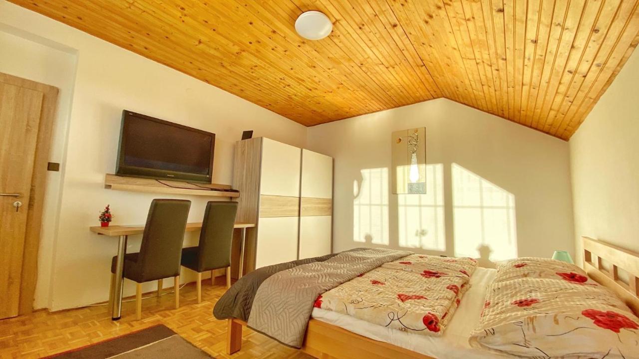 Relax Villa Tatry - Wifi/Tv, Bbq, Billiard Nova Lesna Exterior photo