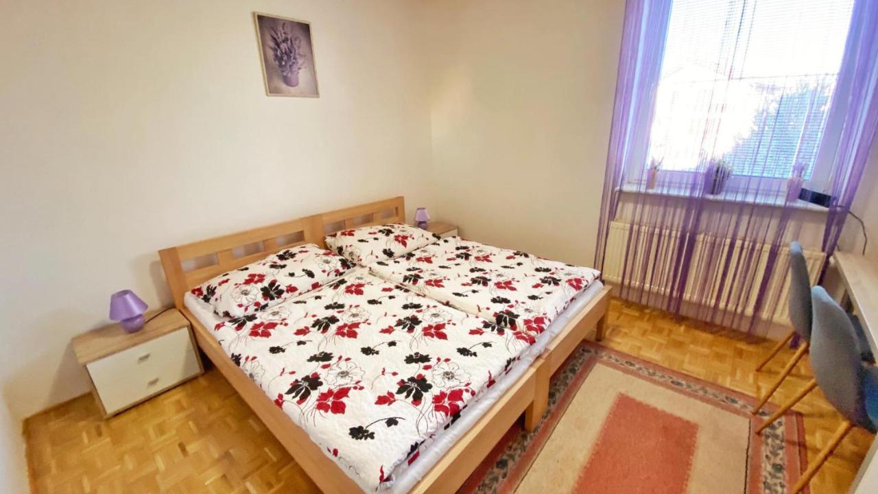 Relax Villa Tatry - Wifi/Tv, Bbq, Billiard Nova Lesna Exterior photo